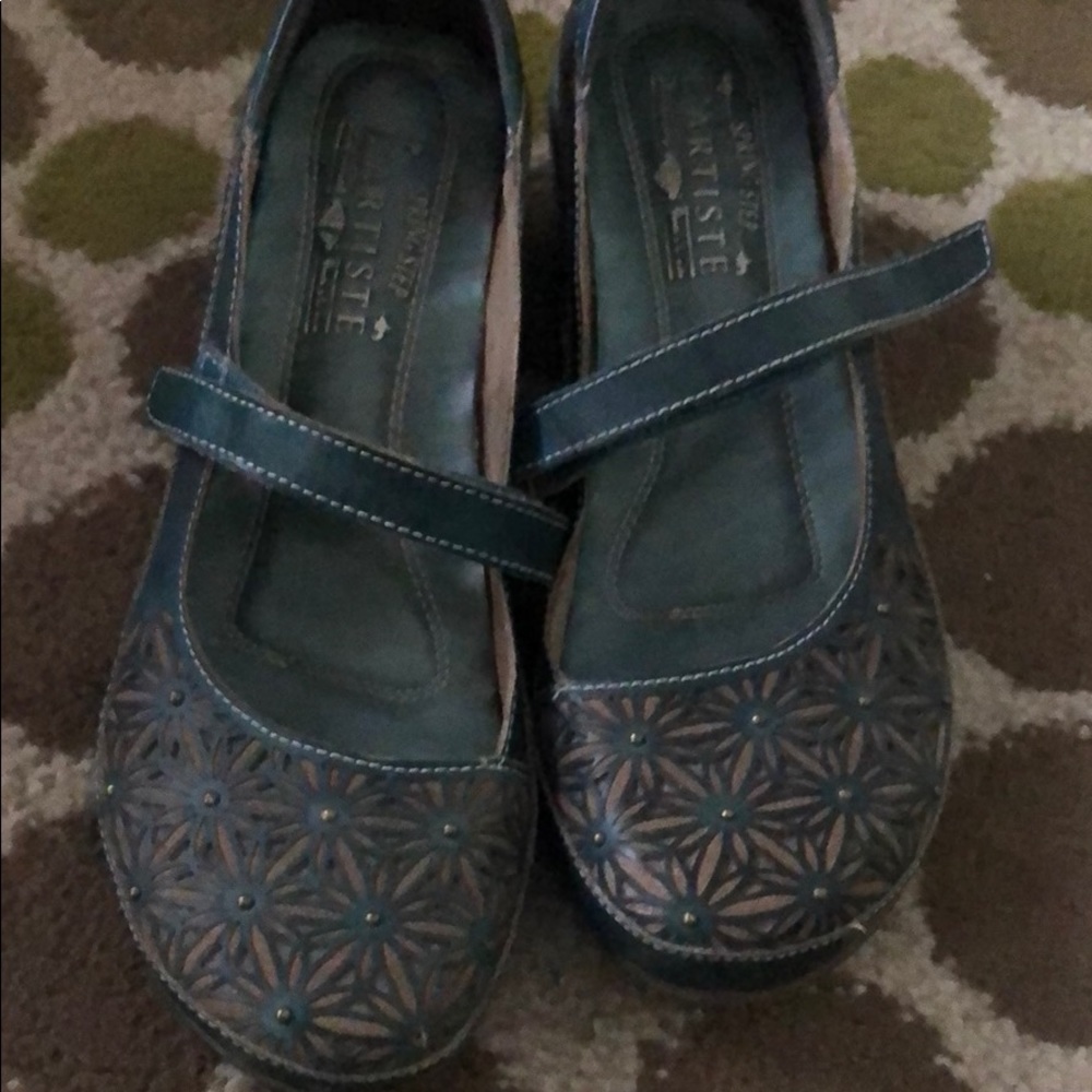 Spring Step. Women’s shoe size 8